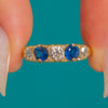 Viktorianischer gravierter 18ct Gold Saphir Diamant Fünfstein-Ring