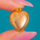 Buttrig leuchtender 9ct Gelbgold-Anhänger in Herzform